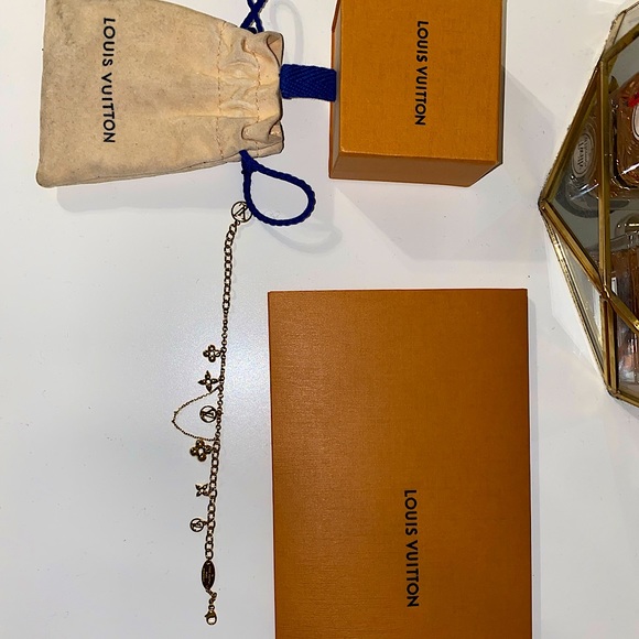 AUTHENTIC LOUIS VUITTON BLOOMING SUPPLE BRACELET - Picture 3 of 6